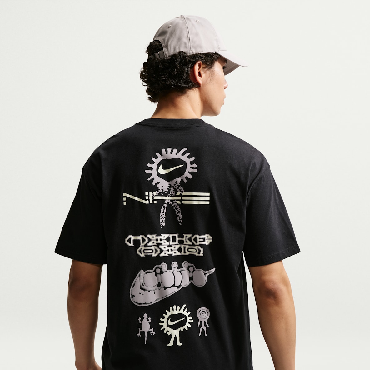 NIKE公式】 グラフィックTシャツ【ナイキ公式通販】